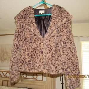 Size Large women’s jacket. Vintage